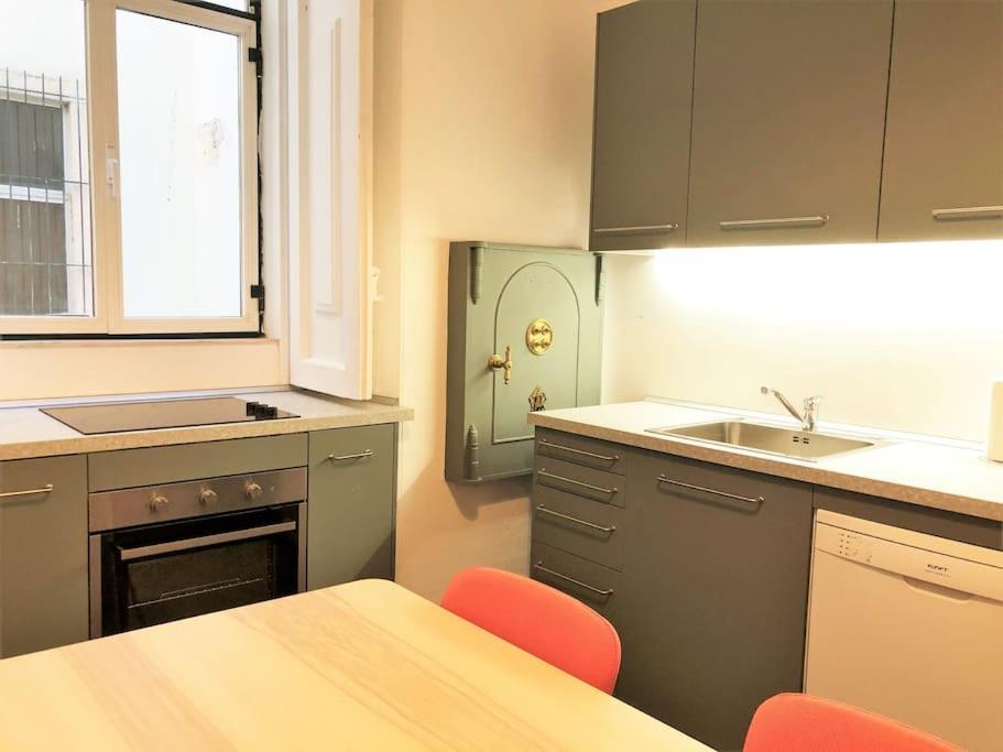 Sj1D Heart Of Baixa With New A/C * Stylish Apartment Lisbon Exterior photo